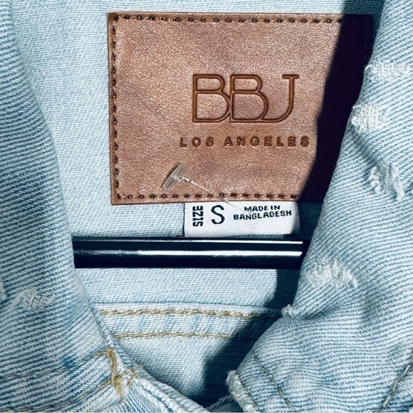 BBJ Boom Boom Jeans basic denim jacket light wash size small NWT - Picture 5 of 9
